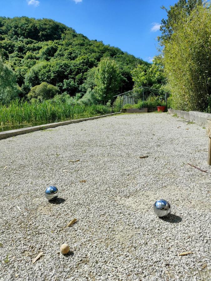 Les Pieds Dans L'Eau, Gite Le Blagour Lachapelle-Auzac Eksteriør billede